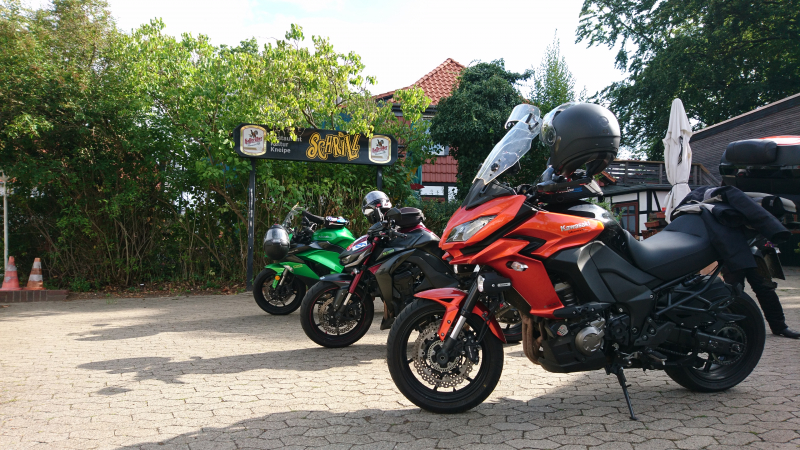 Start am Cafe Schrill